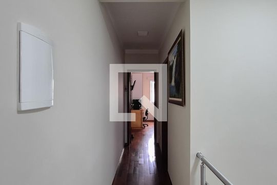 acesso aos quartos de casa à venda com 3 quartos, 217m² em Cidade Miramar, São Bernardo do Campo