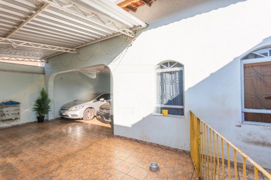 Garagem de casa à venda com 2 quartos, 180m² em Parque Via Norte, Campinas