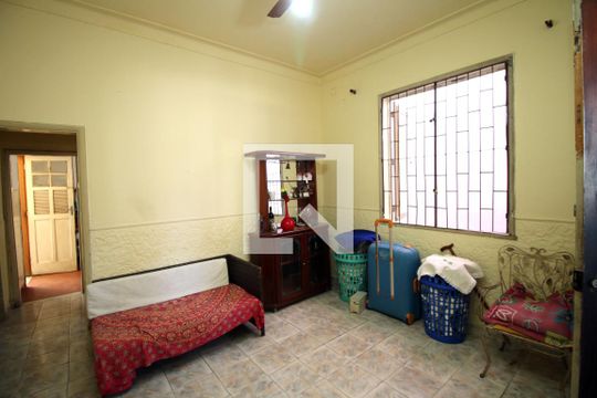 Sala de casa para alugar com 2 quartos, 110m² em Penha, Rio de Janeiro