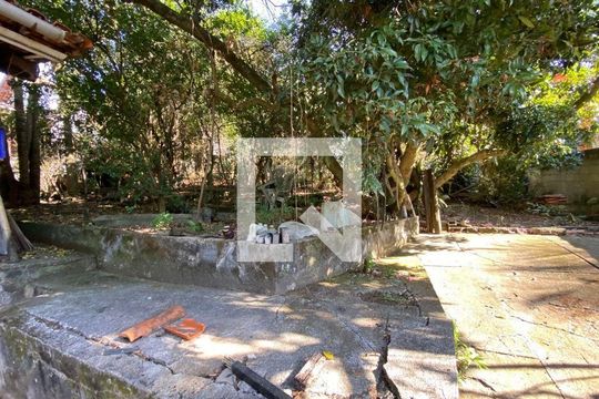 Casa à venda com 4 quartos, 300m² em Maria Paula, Niterói