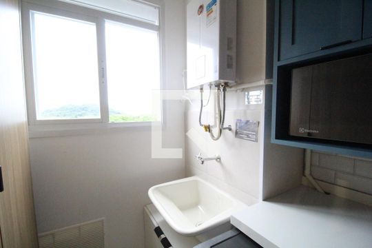 Área de serviço de apartamento para alugar com 2 quartos, 45m² em Jacarepaguá, Rio de Janeiro
