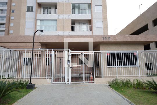 Fachada de apartamento à venda com 2 quartos, 42m² em Vila Isa, São Paulo