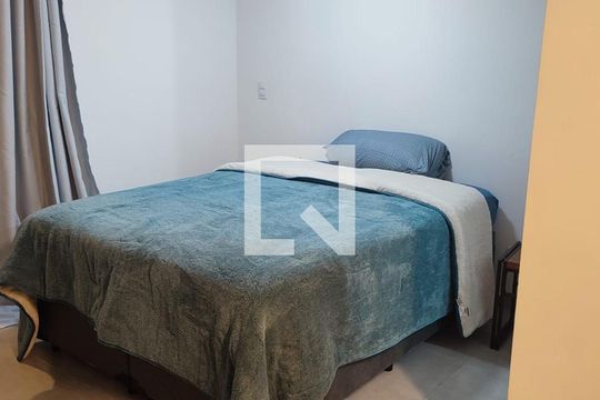 Quarto de kitnet/studio para alugar com 1 quarto, 25m² em Pinheiros, São Paulo