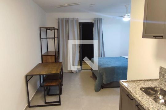 Cozinha de kitnet/studio para alugar com 1 quarto, 25m² em Pinheiros, São Paulo