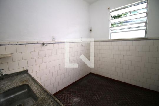 Cozinha de apartamento para alugar com 1 quarto, 55m² em Vila da Penha, Rio de Janeiro