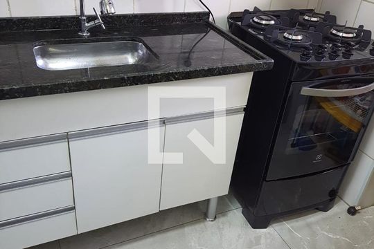 Cozinha de apartamento para alugar com 2 quartos, 49m² em Casa Branca, Santo André
