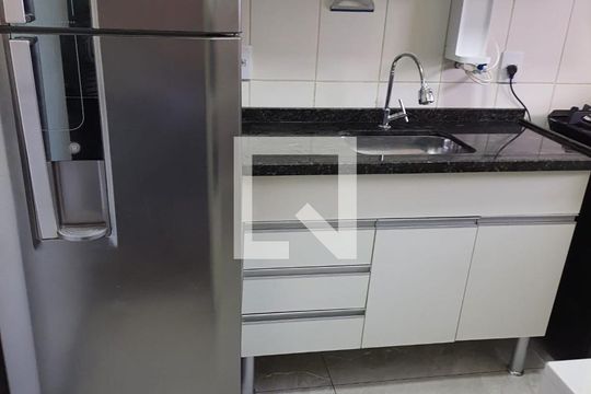 Cozinha de apartamento para alugar com 2 quartos, 49m² em Casa Branca, Santo André