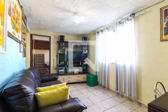 Apartamento à venda com 2 quartos, 42m² em Vila Jacuí, São Paulo