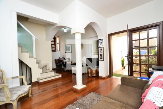Sala  de casa à venda com 4 quartos, 445m² em Graça, Belo Horizonte