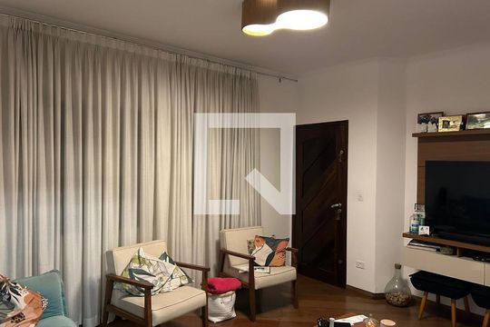 Sala  de casa à venda com 3 quartos, 178m² em Vila Pires, Santo André