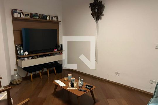 Sala  de casa à venda com 3 quartos, 178m² em Vila Pires, Santo André