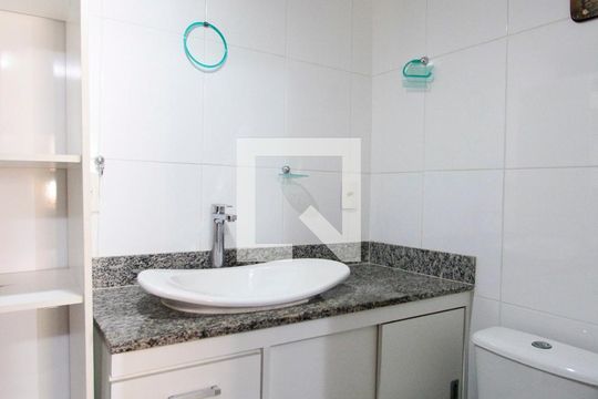 Banheiro da Suíte 3 de apartamento para alugar com 3 quartos, 200m² em Barra da Tijuca, Rio de Janeiro