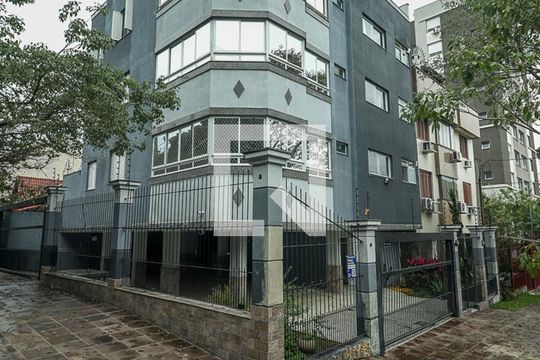 Fachada de apartamento para alugar com 3 quartos, 118m² em São João, Porto Alegre