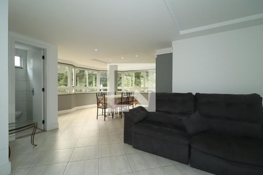 Apartamento para alugar com 3 quartos, 118m² em São João, Porto Alegre