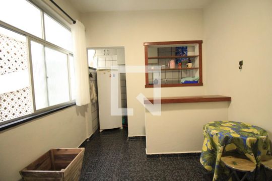 Sala de apartamento para alugar com 1 quarto, 30m² em Barra, Salvador