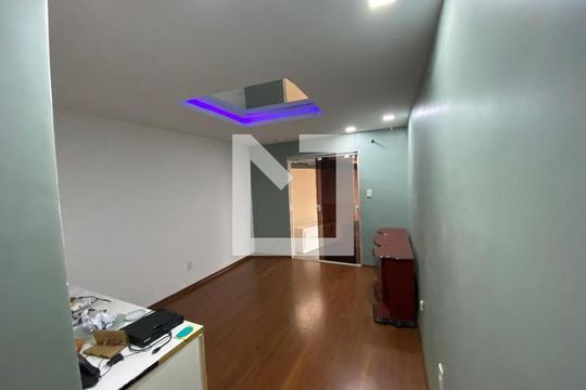 Sala de casa para alugar com 2 quartos, 130m² em Curicica, Rio de Janeiro