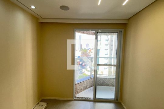 Sala  de apartamento à venda com 2 quartos, 61m² em Casa Branca, Santo André