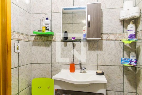 Lavabo de casa à venda com 5 quartos, 187m² em Jardim das Camelias, São Paulo