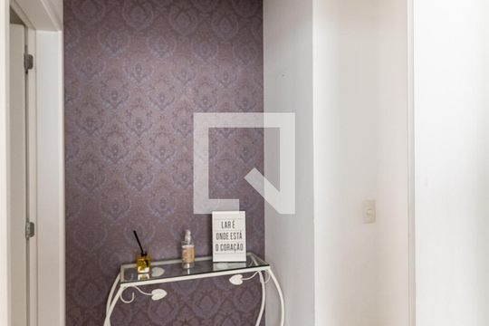 Corredor de casa de condomínio para alugar com 3 quartos, 240m² em Aclimação, São Paulo
