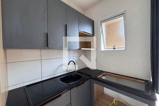 Cozinha de apartamento à venda com 2 quartos, 53m² em Feitoria, São Leopoldo