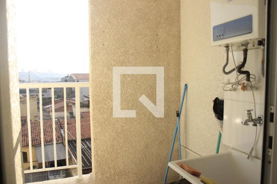 Área de Serviço de apartamento para alugar com 2 quartos, 45m² em Vila Itapegica, Guarulhos
