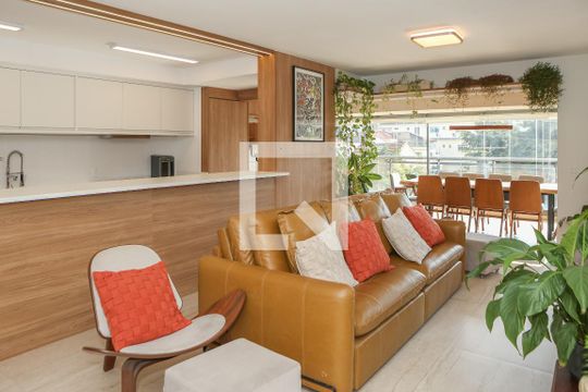 Apartamento à venda com 5 quartos, 206m² em Pompeia, São Paulo