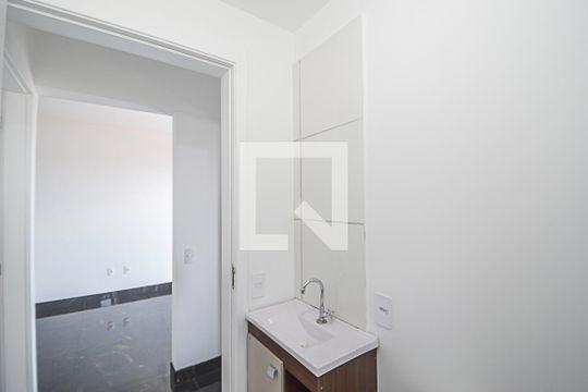 Banheiro de apartamento à venda com 2 quartos, 50m² em Jardim Campestre, São Bernardo do Campo