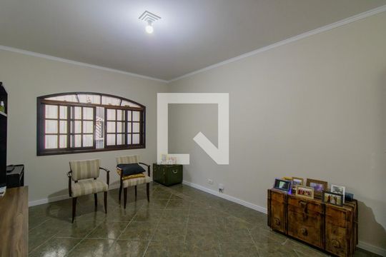 Casa à venda com 4 quartos, 212m² em Jardim Santa Clara, Guarulhos