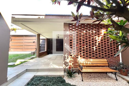 Jardim de casa à venda com 4 quartos, 270m² em Jabaquara, São Paulo