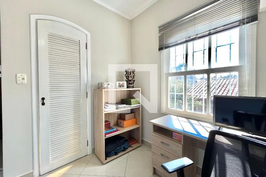 Quarto 4 de casa à venda com 4 quartos, 270m² em Jabaquara, São Paulo