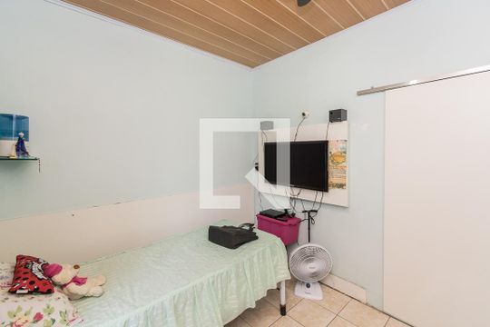Quarto 1 de casa à venda com 2 quartos, 600m² em Penha Circular, Rio de Janeiro