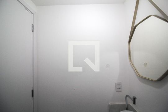 Lavabo de apartamento para alugar com 3 quartos, 84m² em Santo Amaro, São Paulo