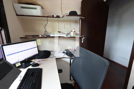 Quarto 2 de casa à venda com 4 quartos, 190m² em Vila Formosa, São Paulo
