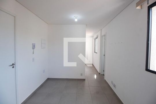Kitnet/Studio para alugar com 1 quarto, 29m² em Vila Ernesto, São Paulo