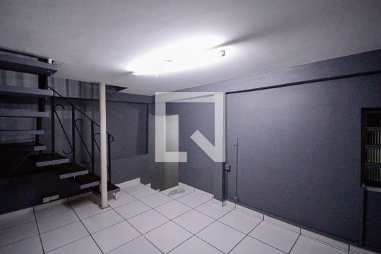 Sala 2 de casa para alugar com 3 quartos, 280m² em Vila Gumercindo, São Paulo
