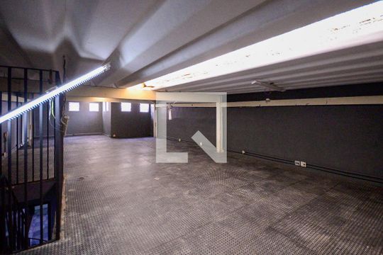 Área privada - Salão de casa para alugar com 3 quartos, 280m² em Vila Gumercindo, São Paulo