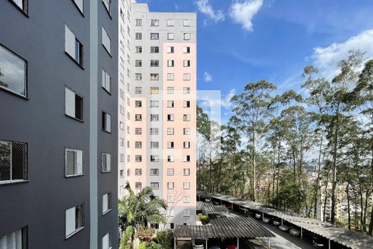 Vista da Sala de apartamento para alugar com 2 quartos, 60m² em Santa Terezinha, São Bernardo do Campo