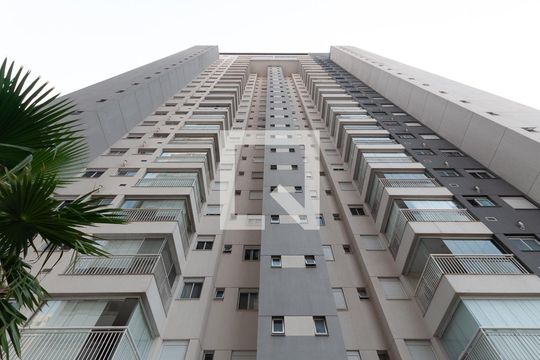 Fachada de apartamento à venda com 3 quartos, 110m² em Parque Industrial Tomas Edson, São Paulo