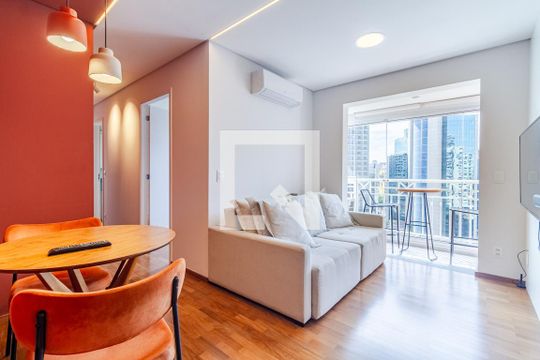 Apartamento para alugar com 2 quartos, 49m² em Pinheiros, São Paulo