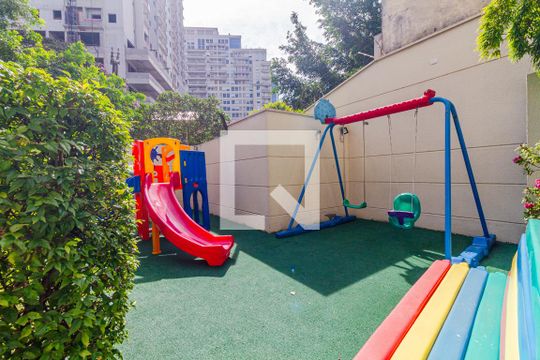 Área comum - Playground de apartamento para alugar com 2 quartos, 49m² em Pinheiros, São Paulo