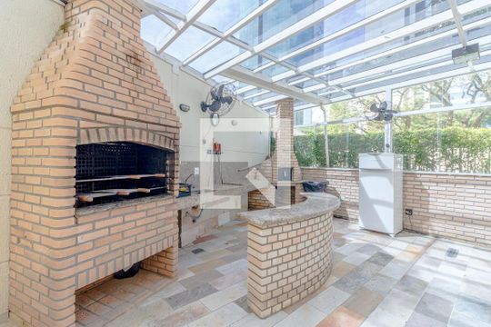 Área comum - Churrasqueira de apartamento para alugar com 2 quartos, 49m² em Pinheiros, São Paulo