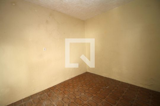 Quarto de Serviço de casa à venda com 2 quartos, 70m² em Olaria, Rio de Janeiro