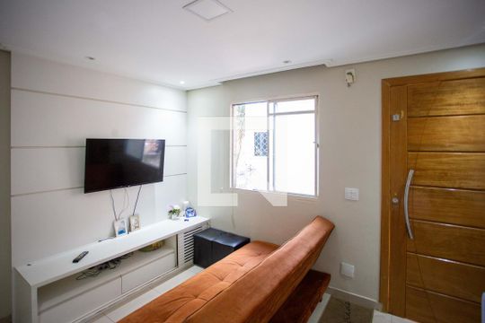Sala de apartamento à venda com 2 quartos, 45m² em Conceição, Diadema