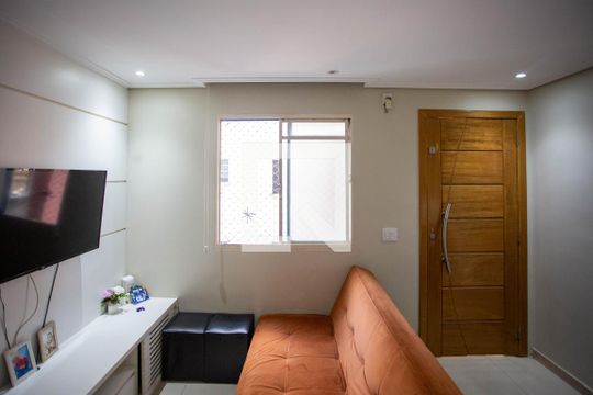 Sala de apartamento à venda com 2 quartos, 45m² em Conceição, Diadema