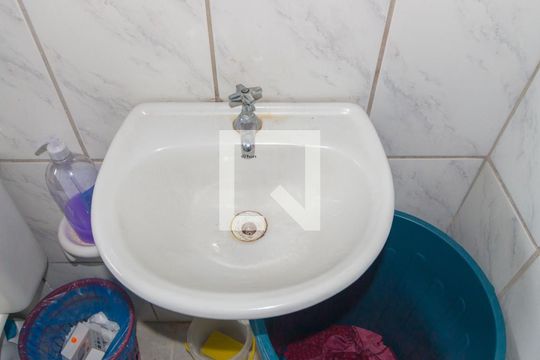 Detalhe - Banheiro de apartamento à venda com 1 quarto, 25m² em Canindé, São Paulo