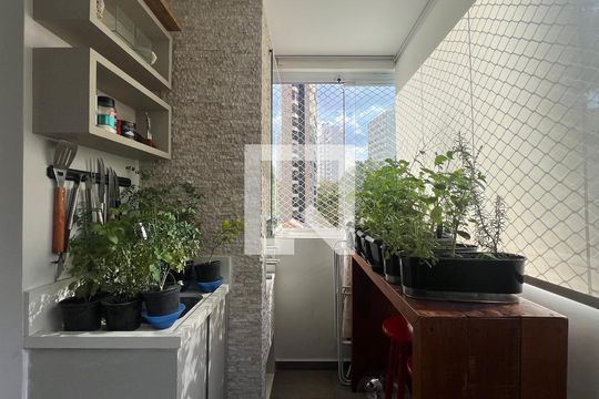 Varanda Sala de apartamento para alugar com 4 quartos, 221m² em Paraíso, São Paulo