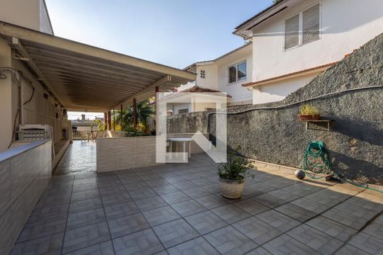 Casa 2 Quintal de casa à venda com 6 quartos, 658m² em Tijuca, Rio de Janeiro