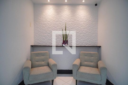 Hall de entrada de apartamento para alugar com 2 quartos, 40m² em Rondônia, Novo Hamburgo