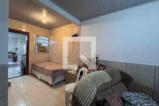 Sala de casa à venda com 2 quartos, 90m² em Santos Dumont, São Leopoldo