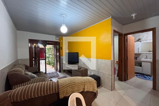 Sala de casa à venda com 2 quartos, 90m² em Santos Dumont, São Leopoldo